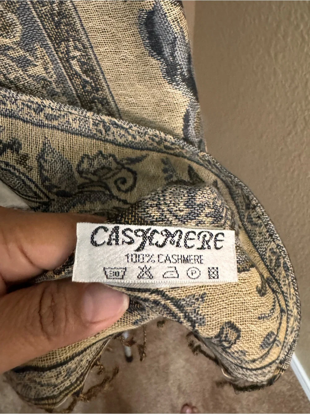 100% Cashmere Pashmina Beige and Gray Floral Paisley Wrap